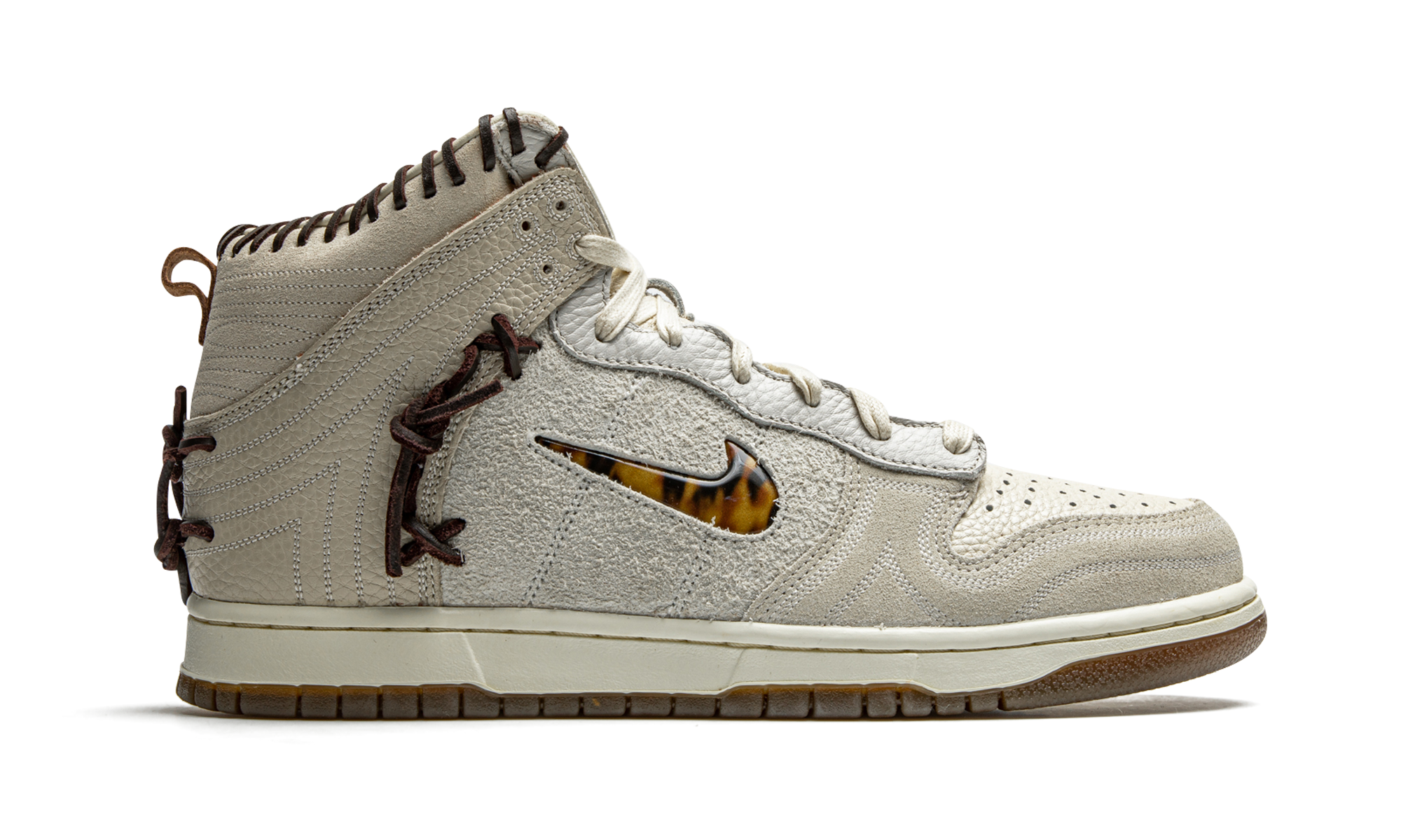 Dunk High "Bodega - friends & family" CZ8125 100