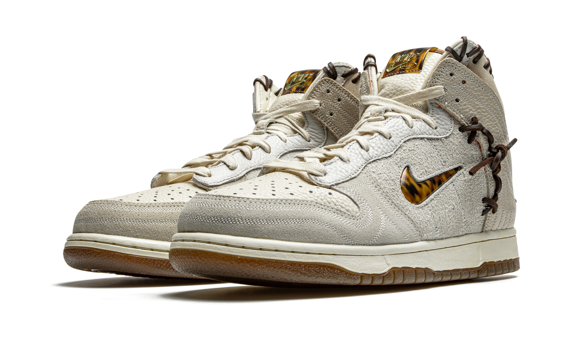 Dunk High "Bodega - friends & family" CZ8125 100