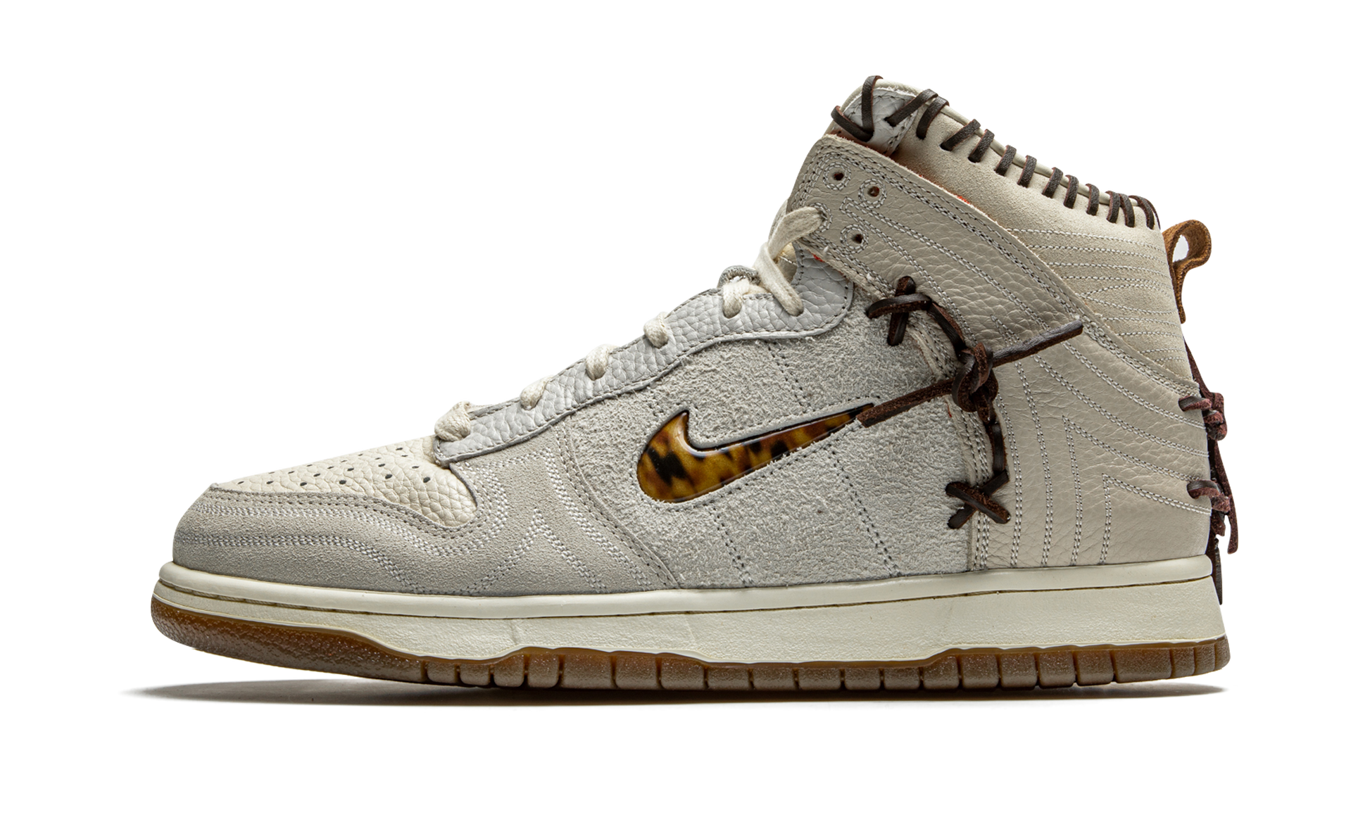 Dunk High "Bodega - friends & family" CZ8125 100