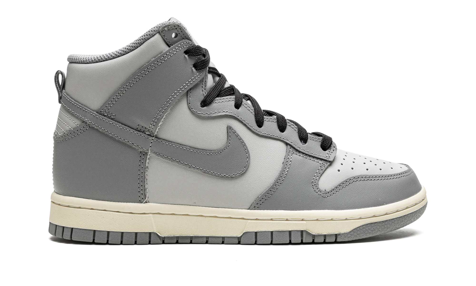 Dunk High Women "Aged" DD1869 001