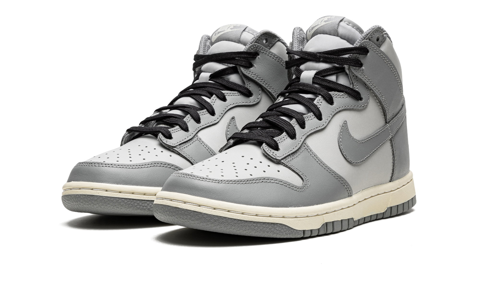 Dunk High Women "Aged" DD1869 001