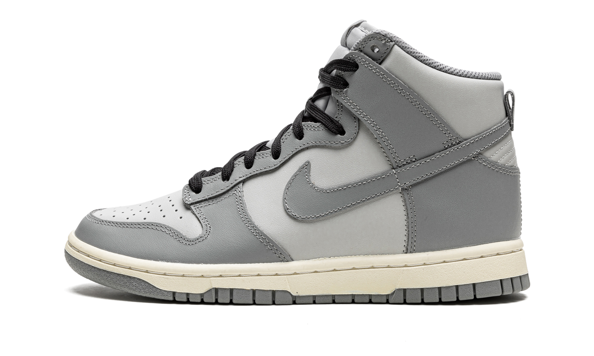 Dunk High Women "Aged" DD1869 001