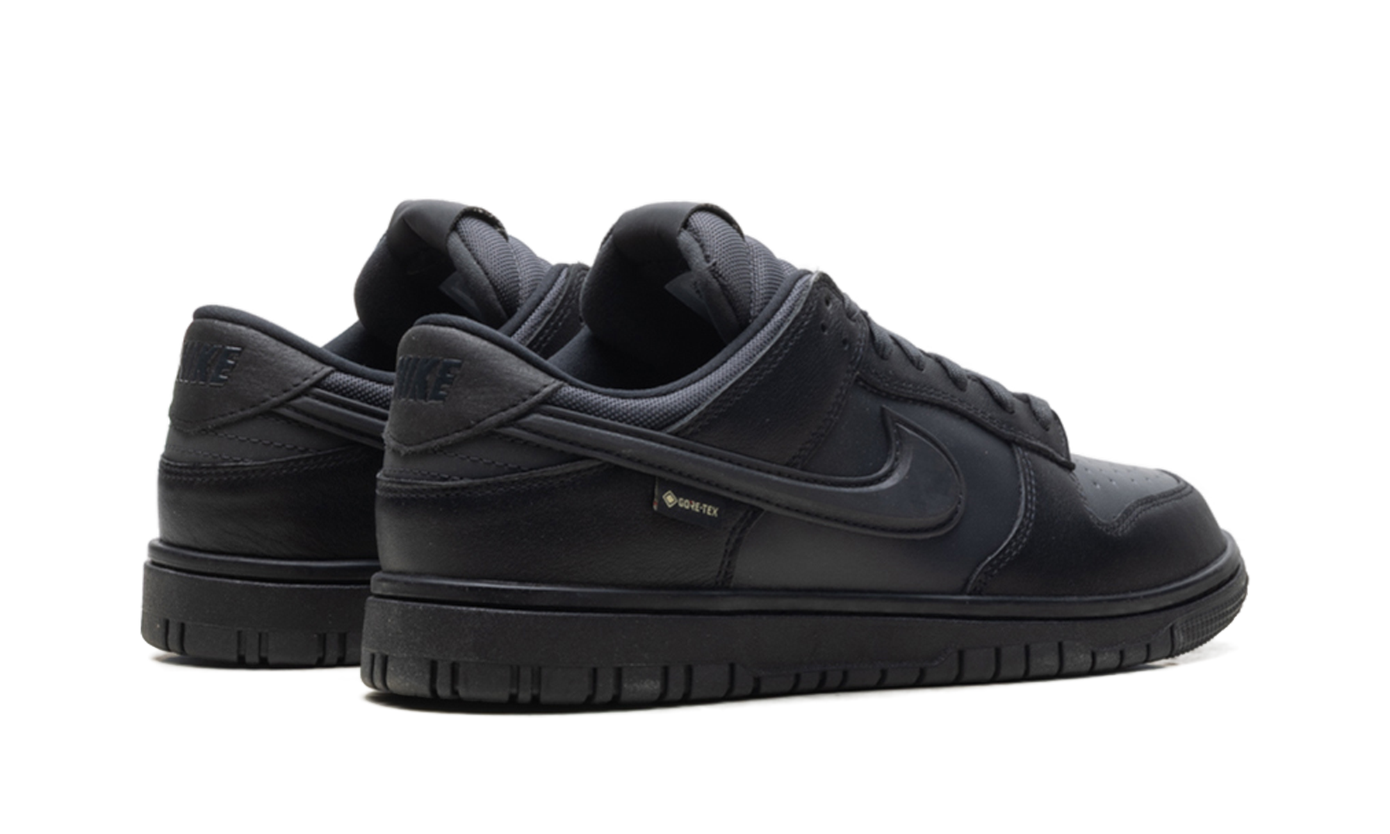 Dunk Low Gore-Tex "Triple black" HQ2053 001