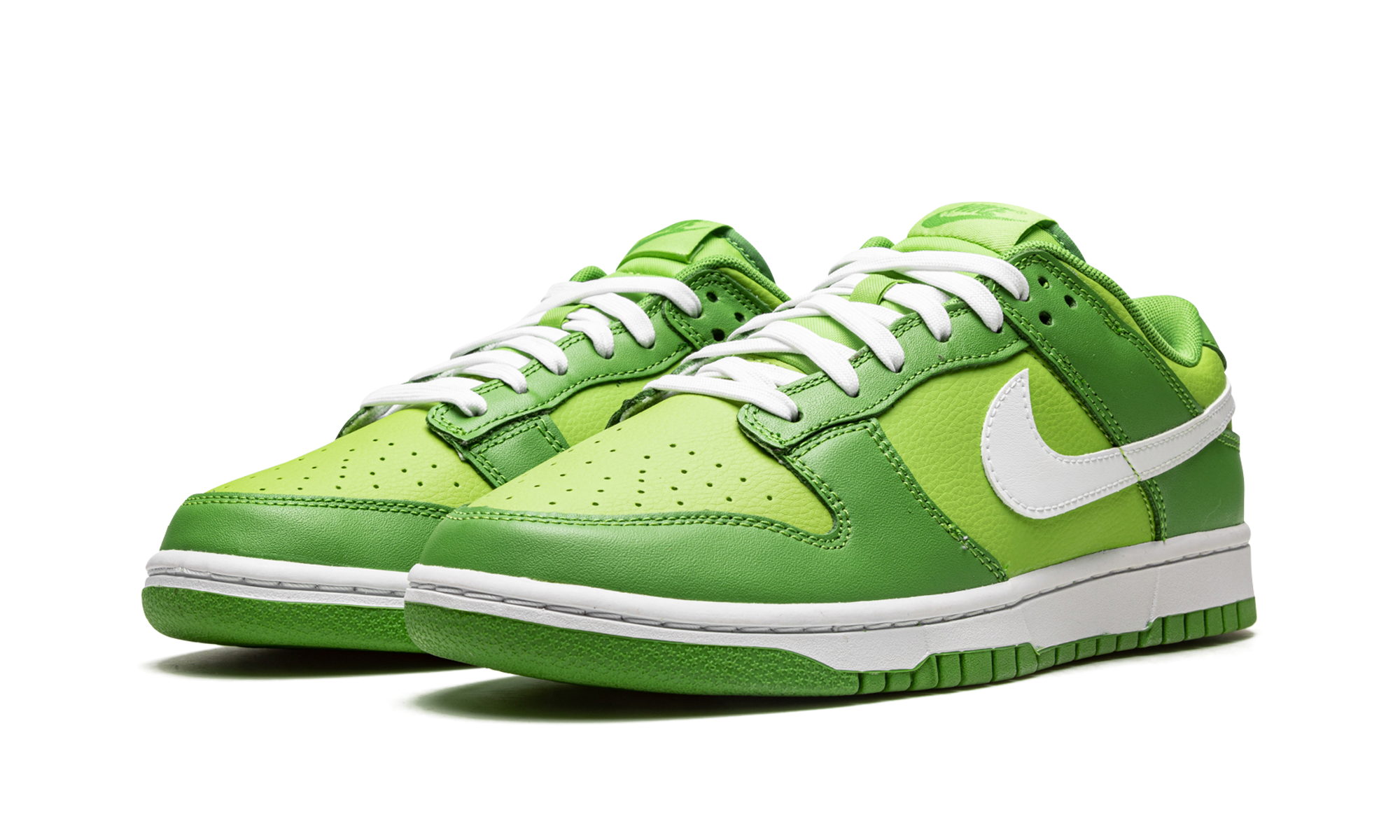Dunk Low RETRO "Chlorophyll" DJ6188 300