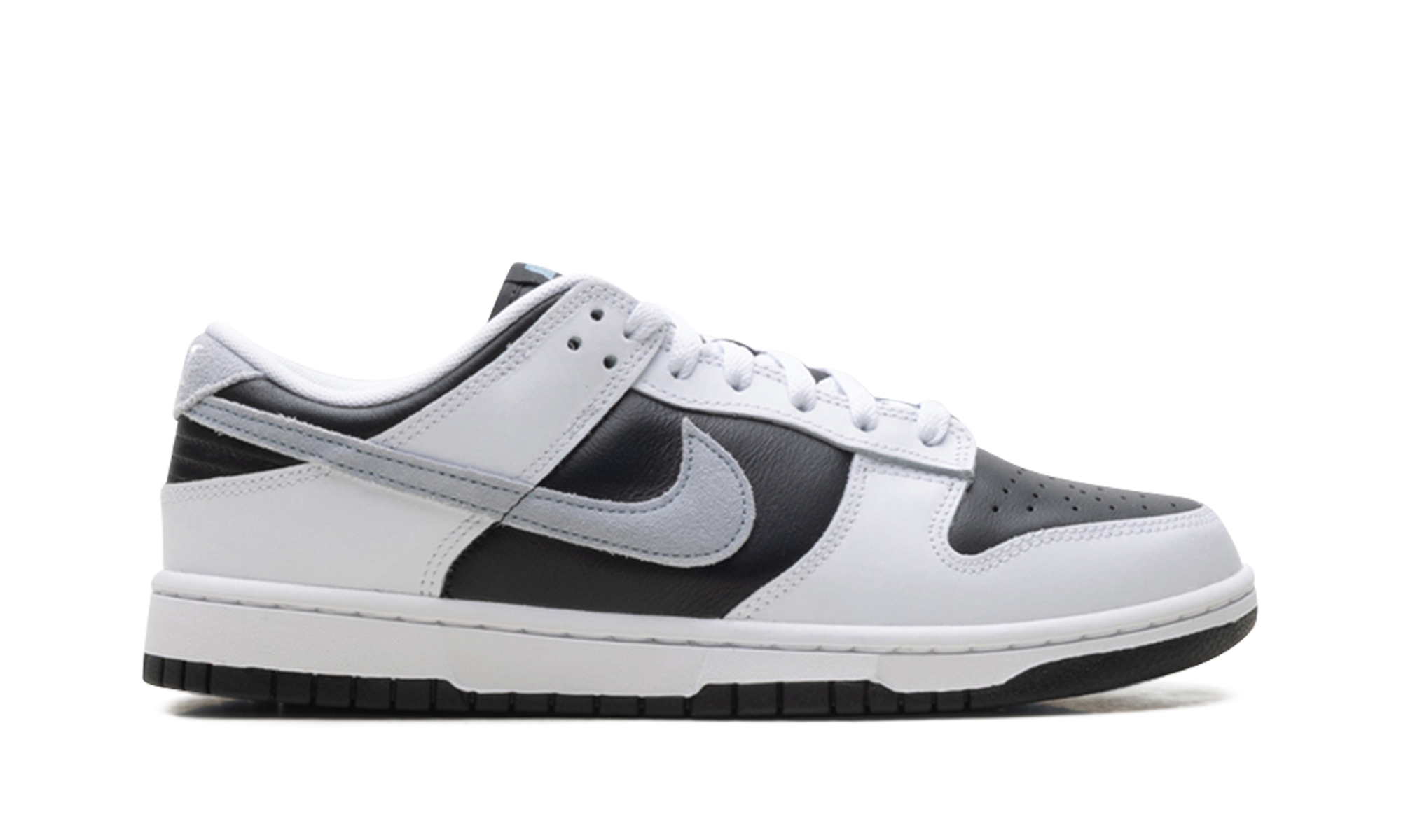 Dunk Low "Reverse panda 2.0" IB4620 141