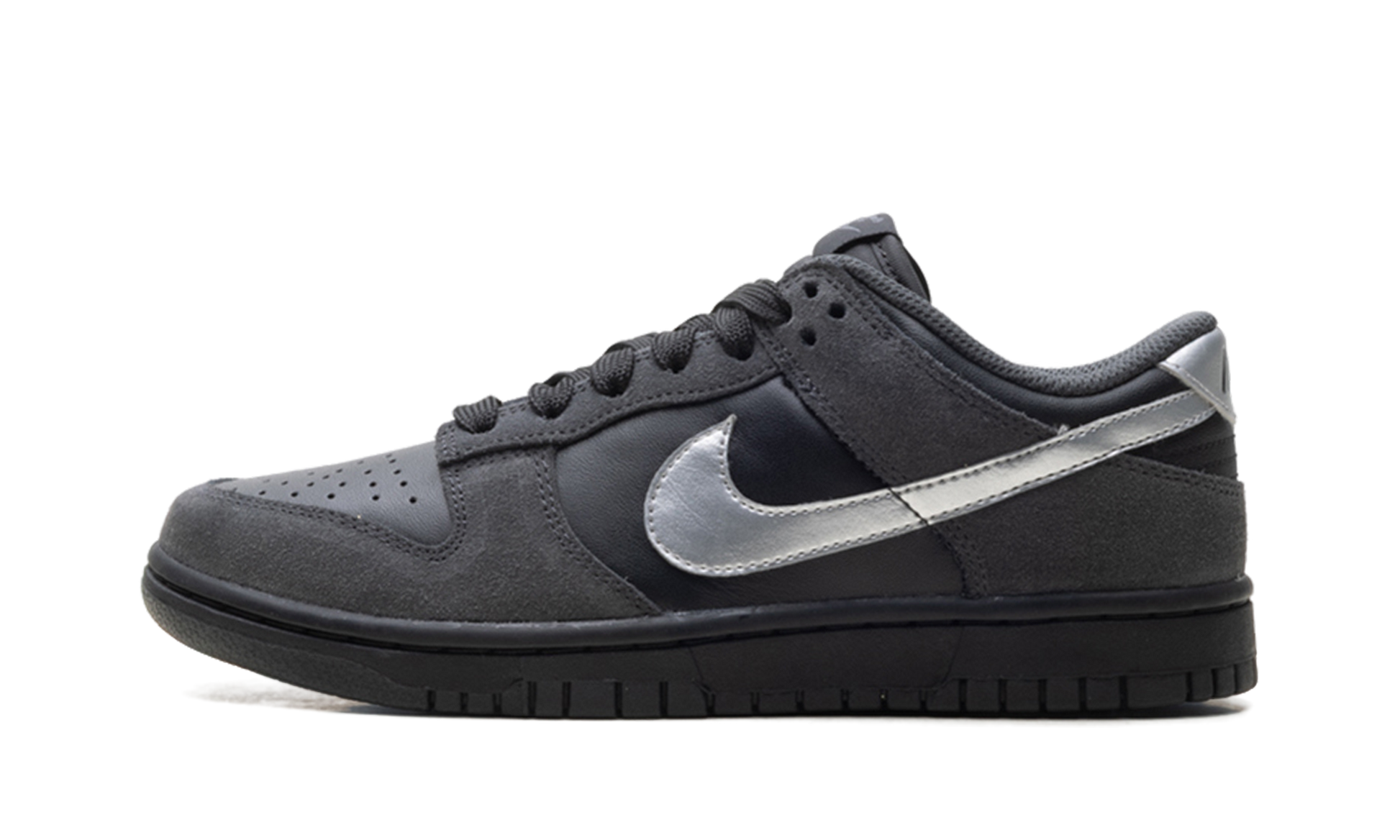 Dunk Low Women "Anthracite / metallic silver" II7636 001