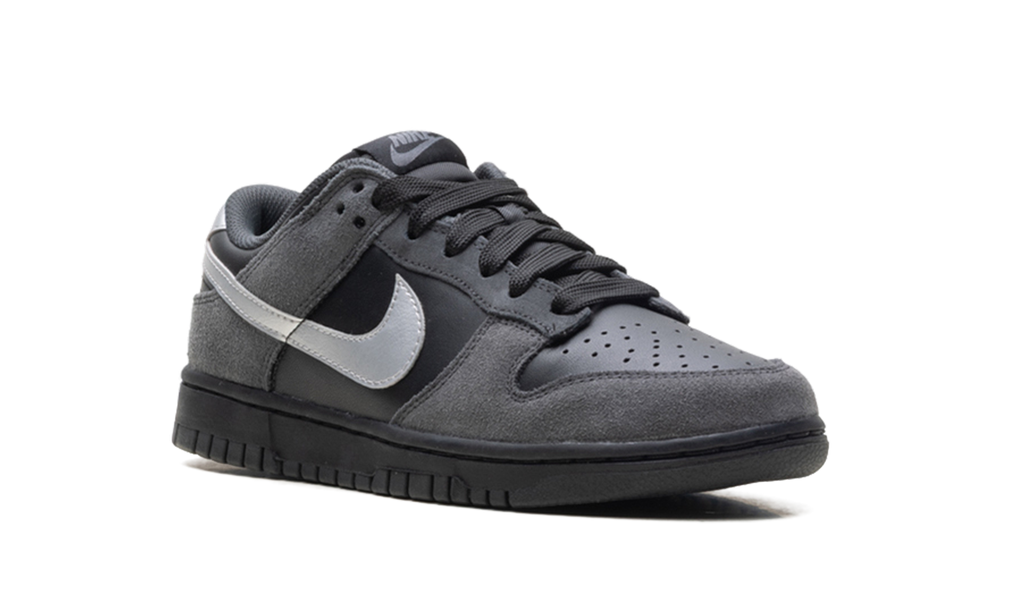Dunk Low Women "Anthracite / metallic silver" II7636 001