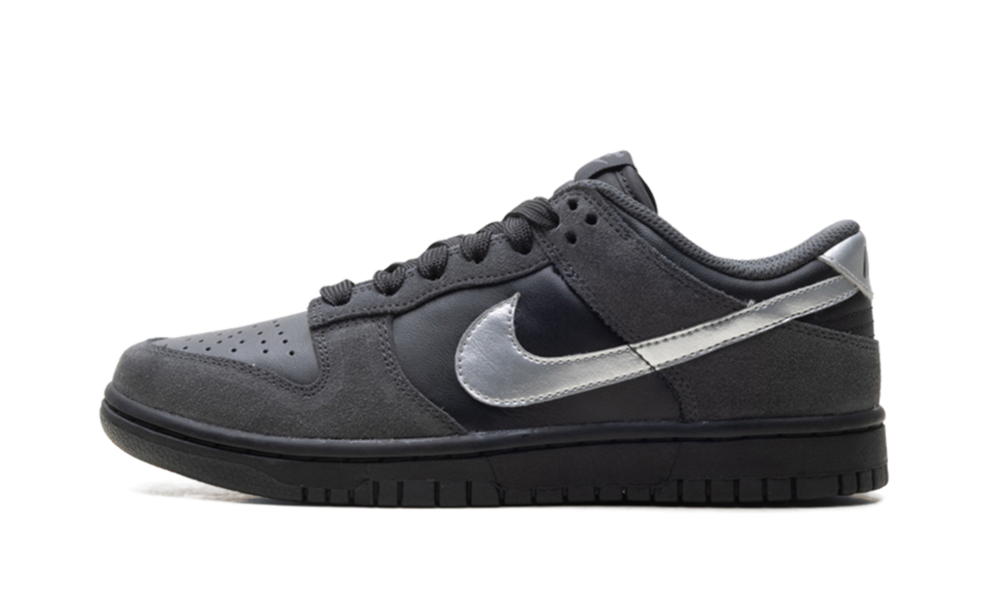 Dunk Low Women "Anthracite / metallic silver" II7636 001