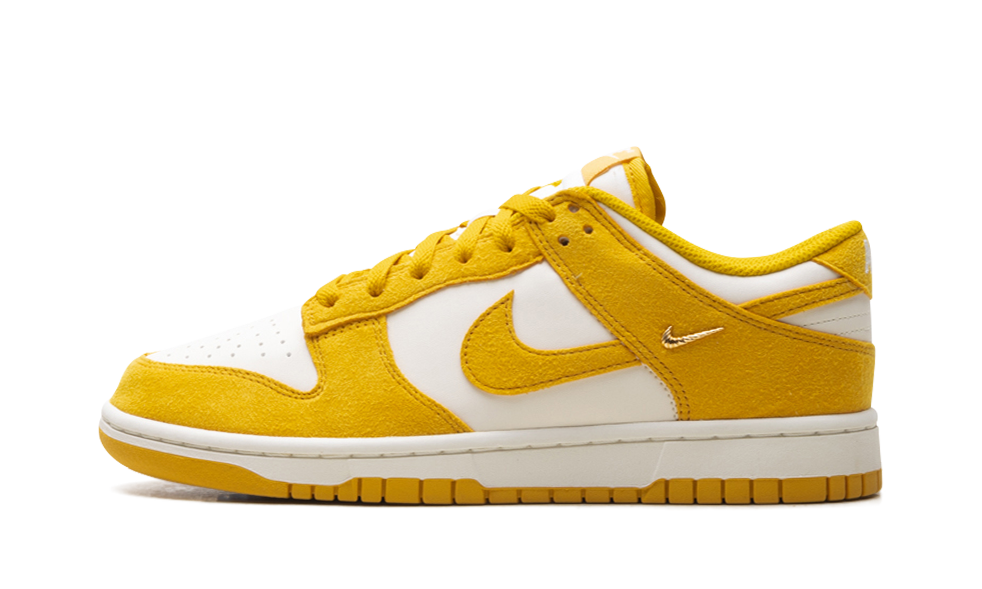 Dunk Low Women "Dark sulfur gold mini swoosh" IB4417 101