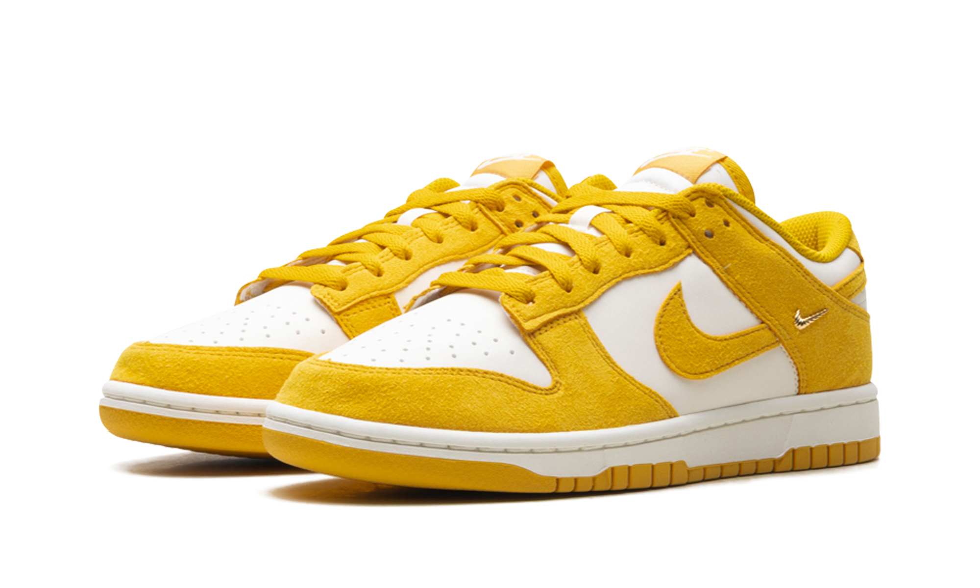 Dunk Low Women "Dark sulfur gold mini swoosh" IB4417 101