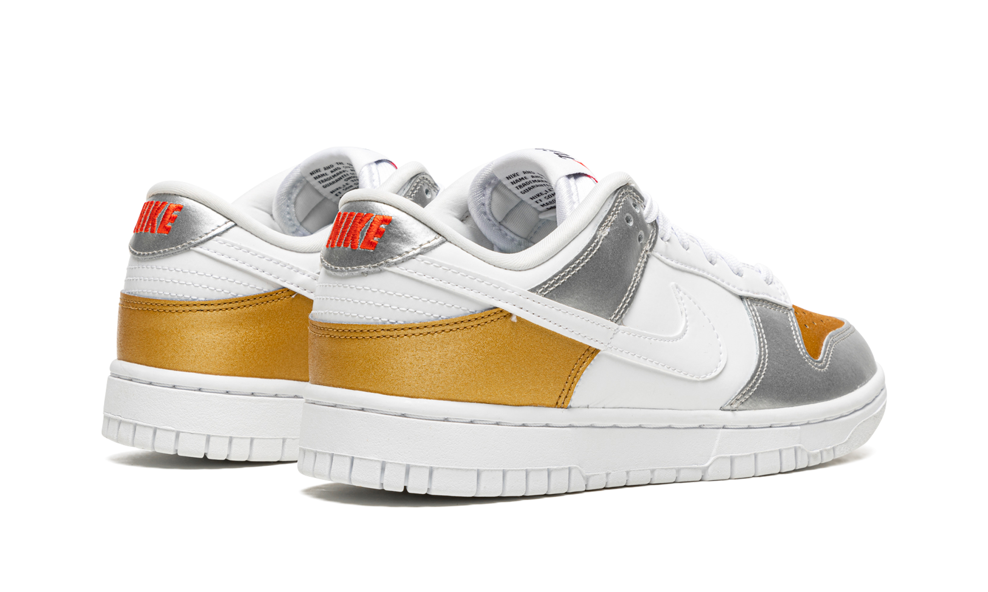 Dunk Low Women "Gold white silver" DH4403 700