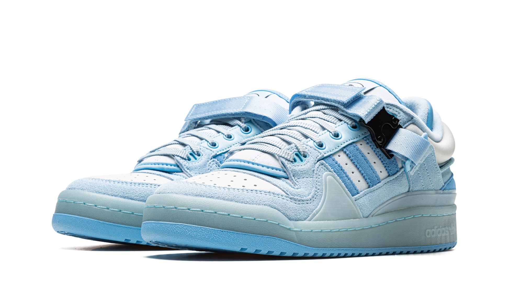 Forum Buckle Low "Bad bunny - blue tint" GY9693