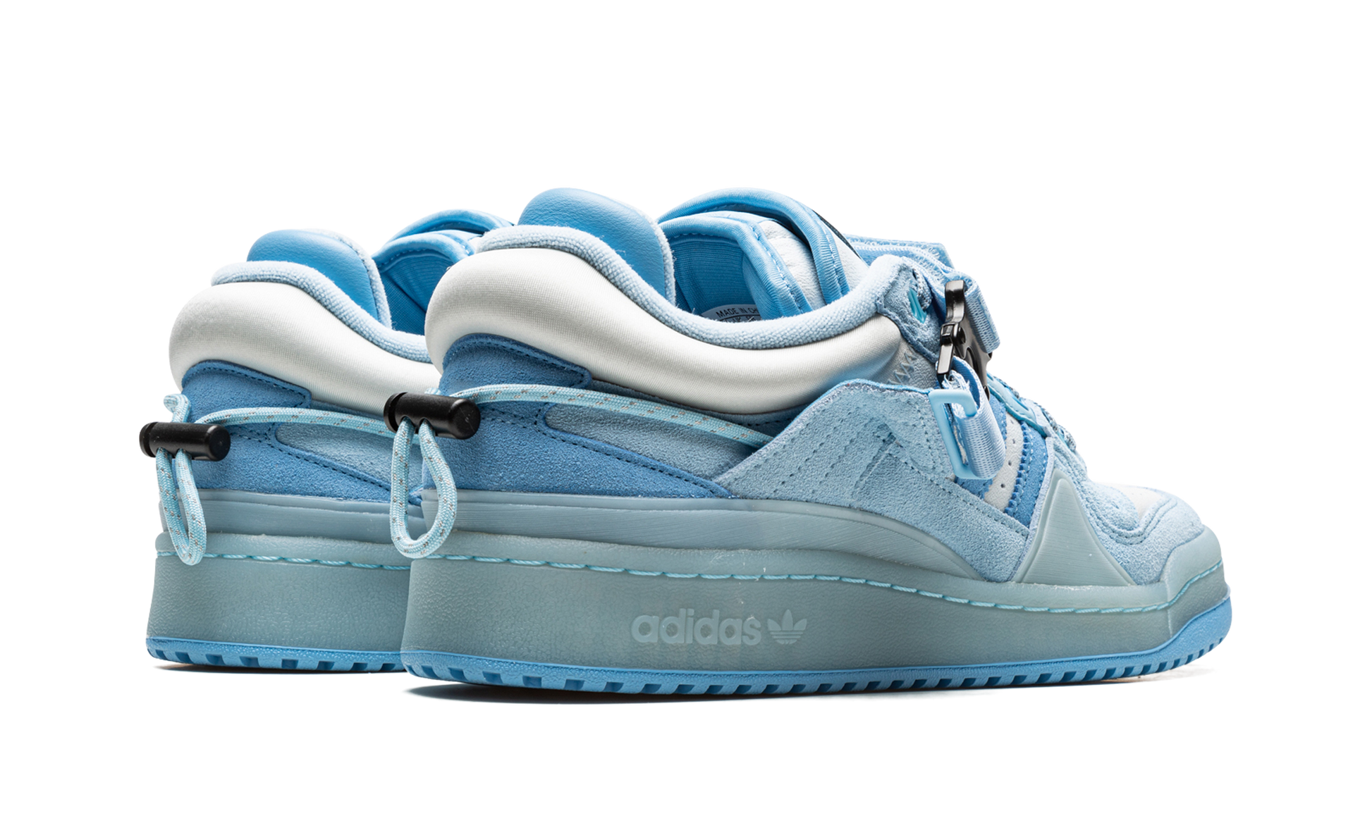 Forum Buckle Low "Bad bunny - blue tint" GY9693