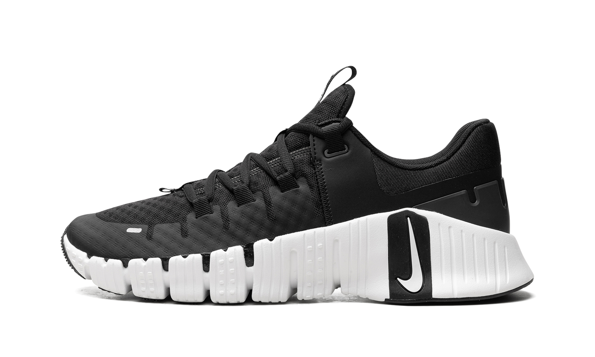 Free Metcon 5 "Black / white" DV3949 001
