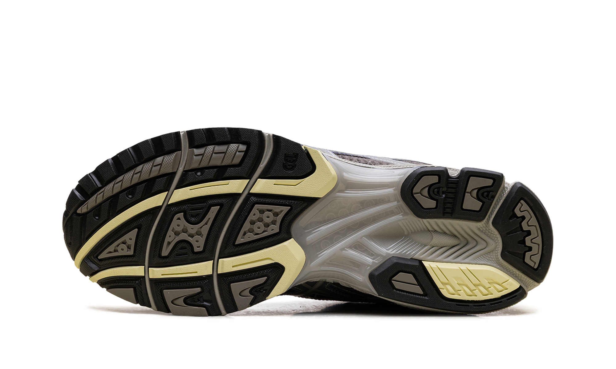 Gel-Nimbus 10.1 "Eighteen east" 1203A968 200