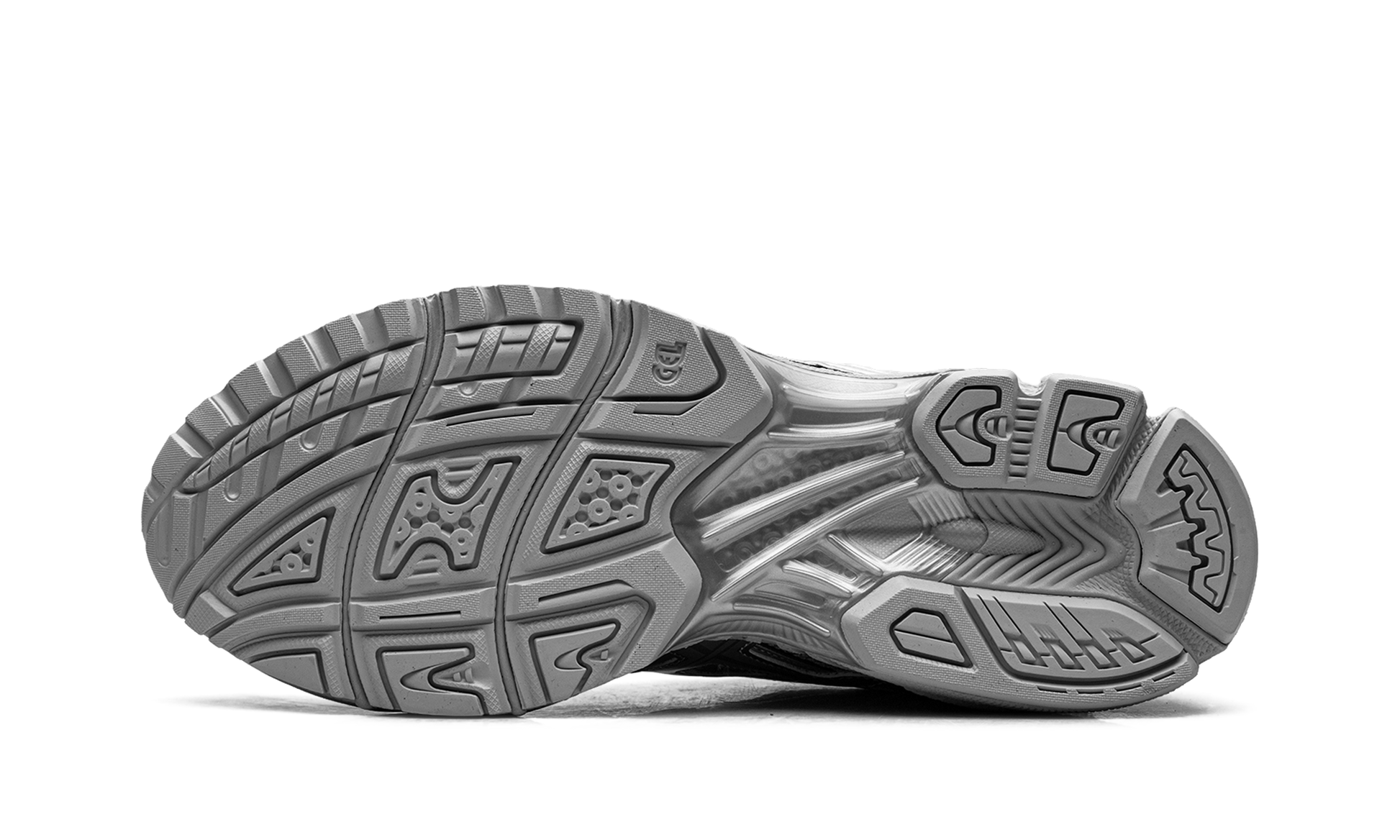 Gel-Nimbus 10.1 "Kimhēkim - Pure Silver"