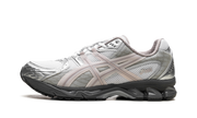 Gel-Nimbus 10.1 "Kith - white morganite" 1203a723 100