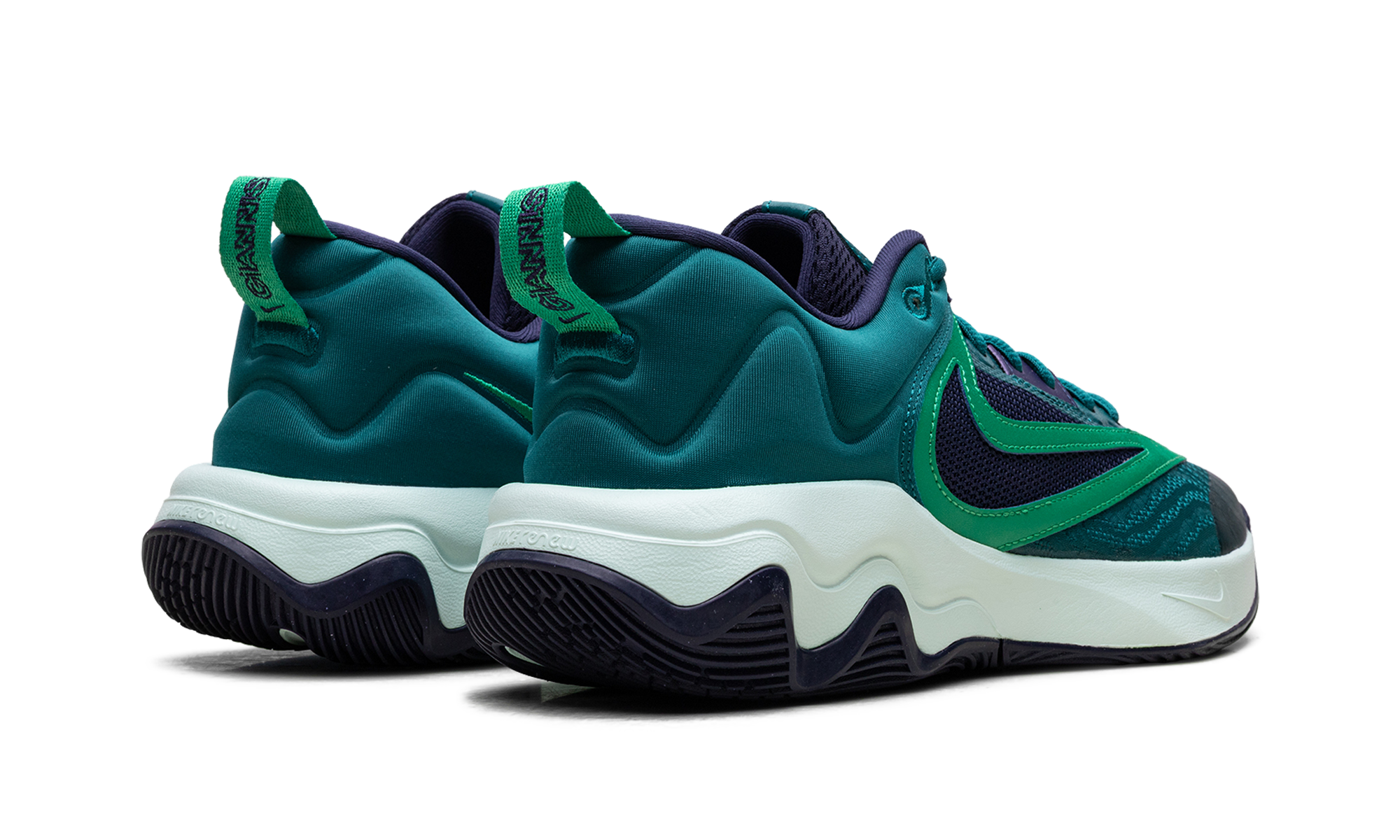 Giannis Immortality 3 "Geode teal purple" DZ7533 301
