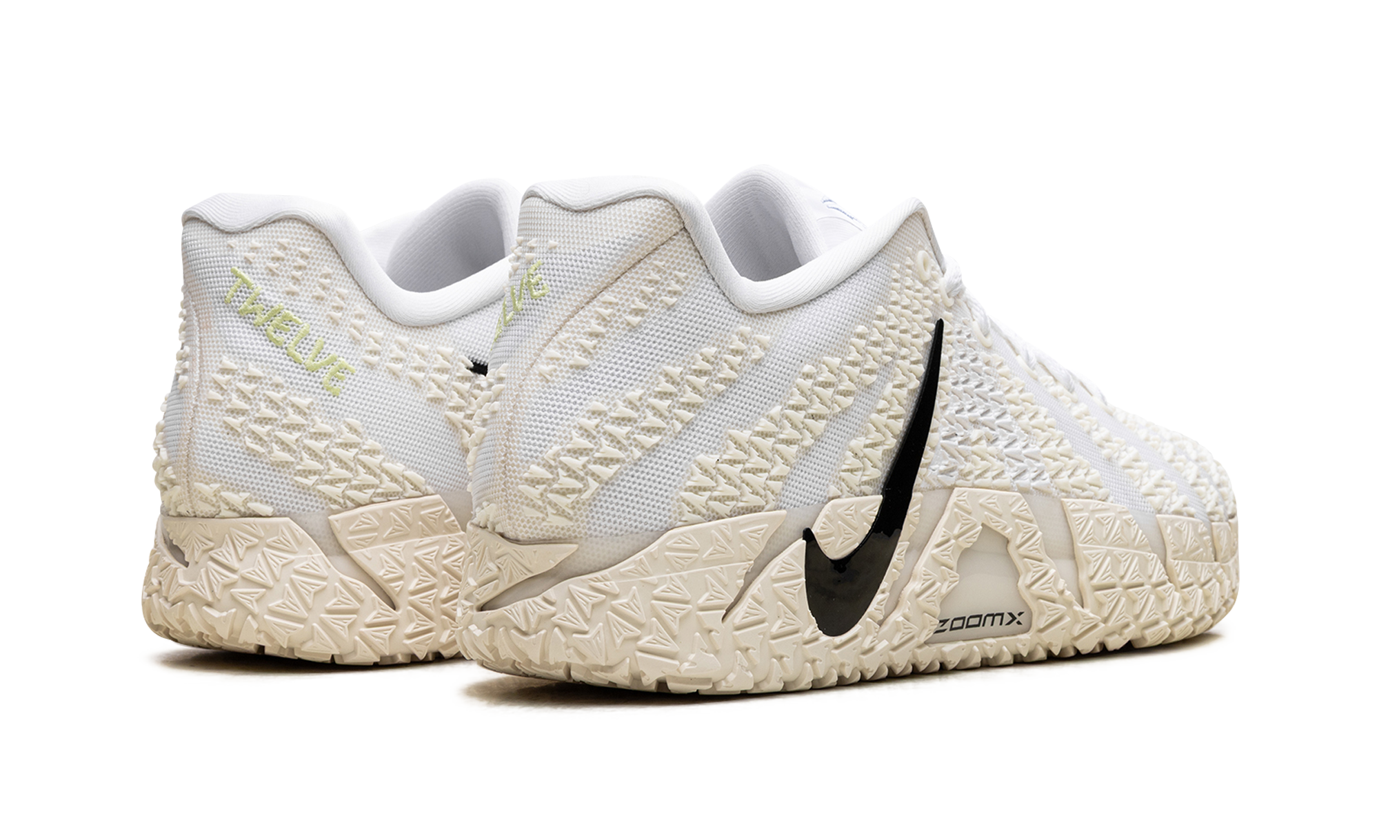 Ja 3 "Coconut milk" HF2793 101