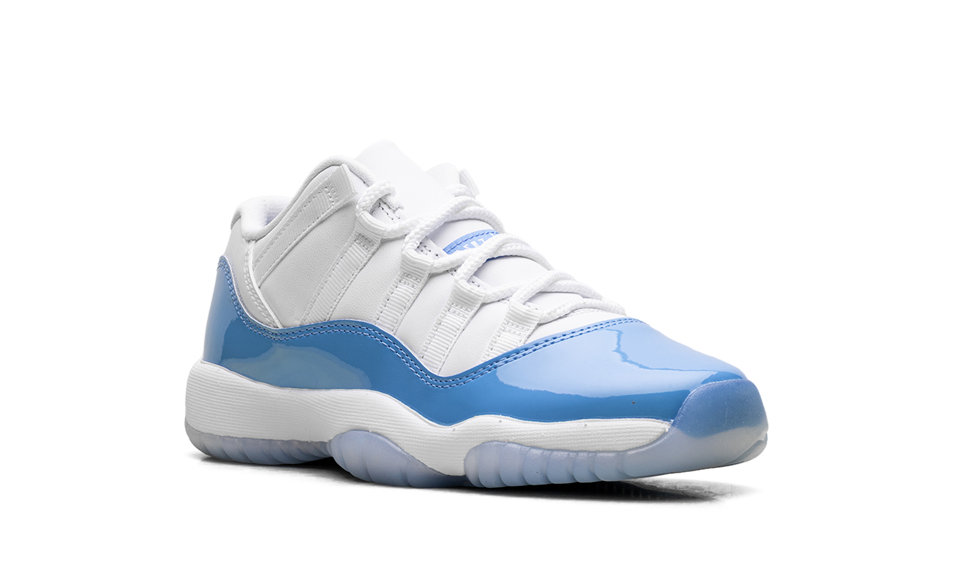 Jordan 11 RETRO Low GS "University blue (2026)" FV5121 100