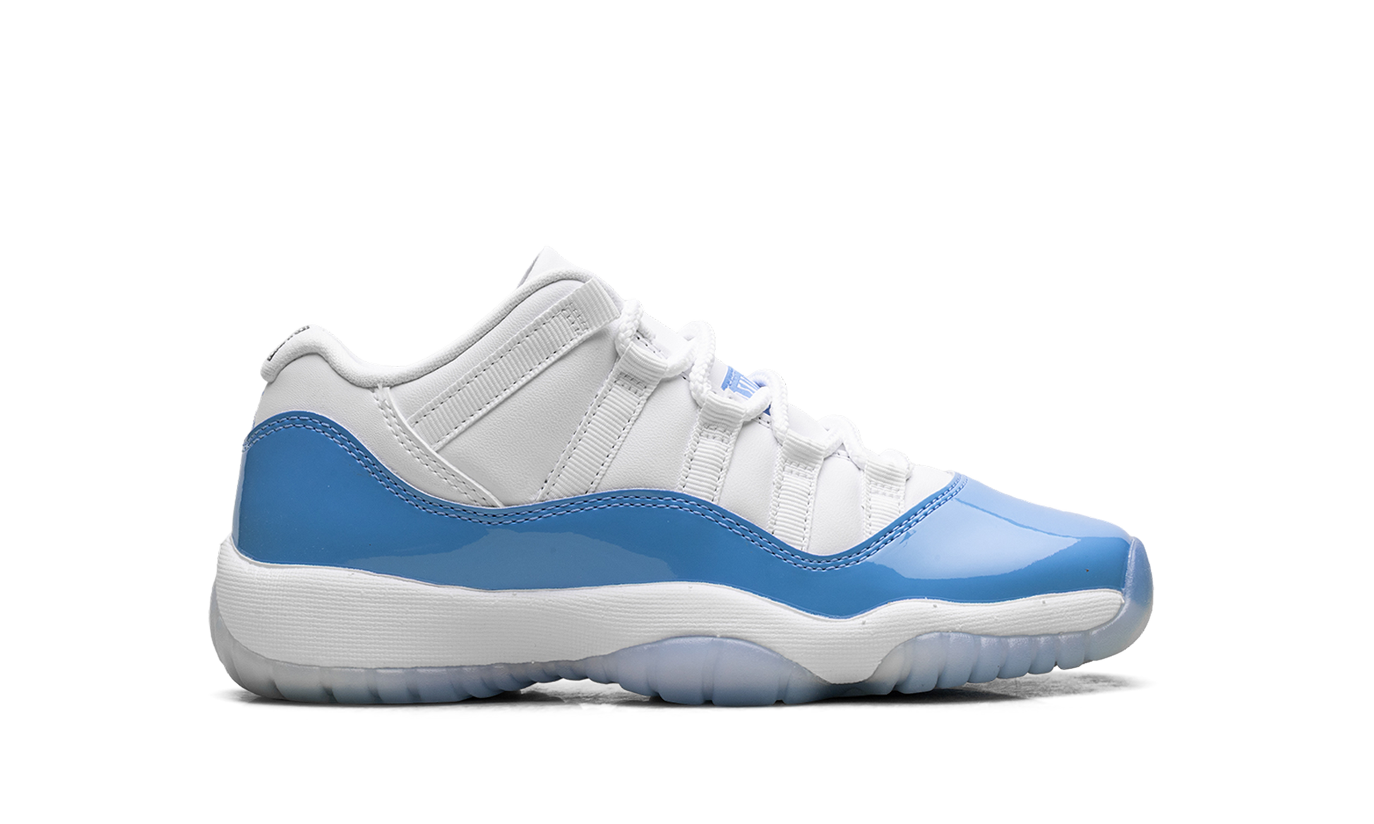 Jordan 11 RETRO Low GS "University blue (2026)" FV5121 100
