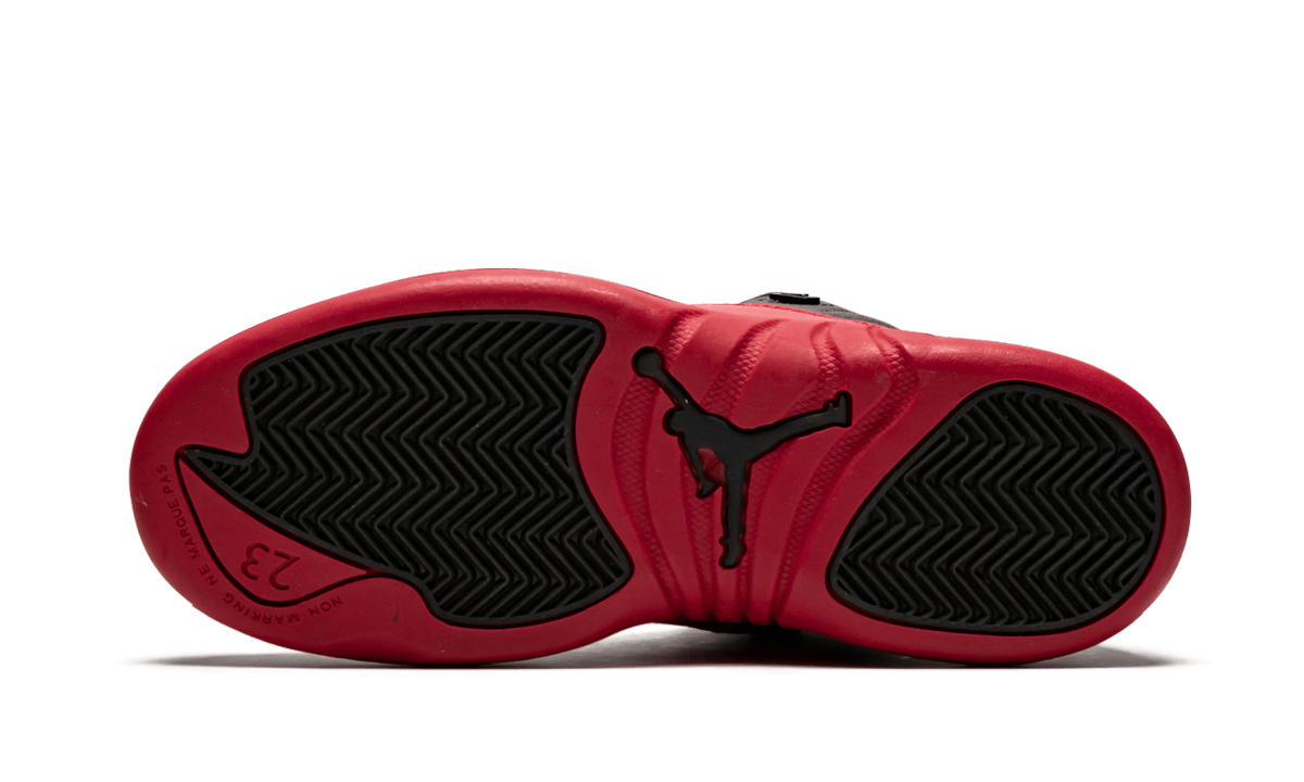 Jordan 12 RETRO Ps "Flu game" 151186 002