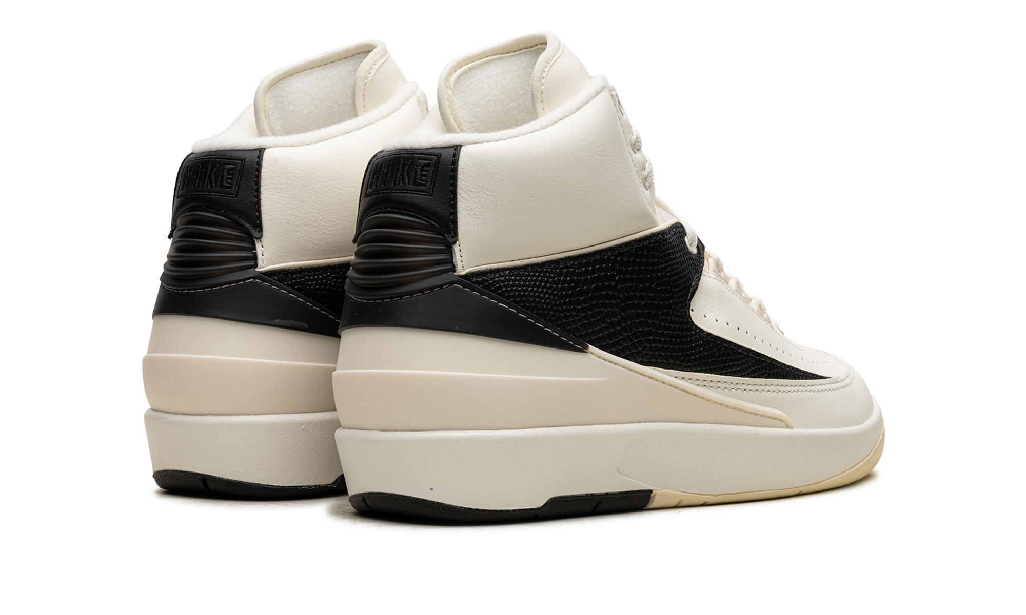 Jordan 2 RETRO Women "Sail Black"