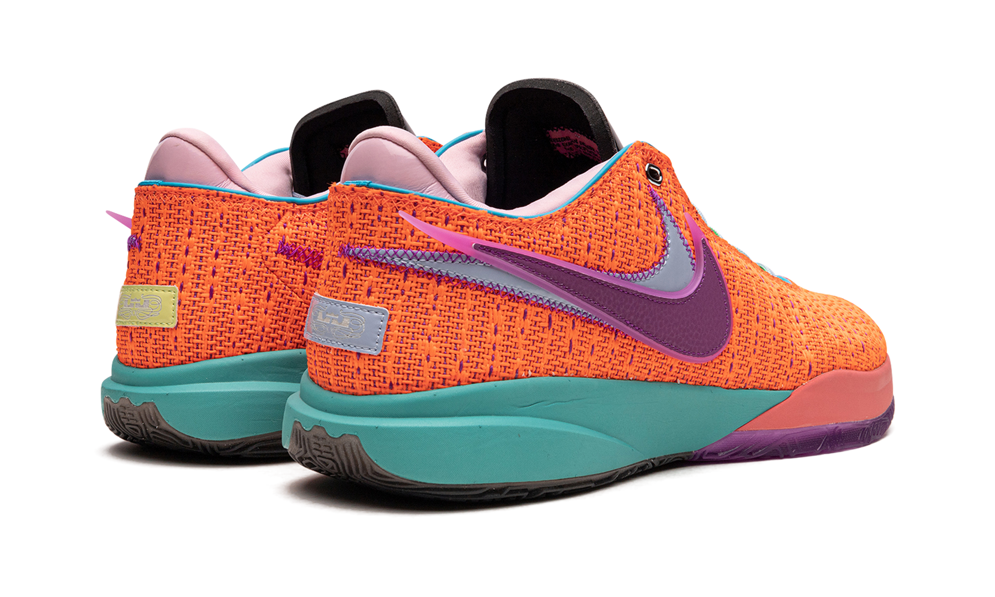 Lebron 20 "Chosen 1" DJ5423 800