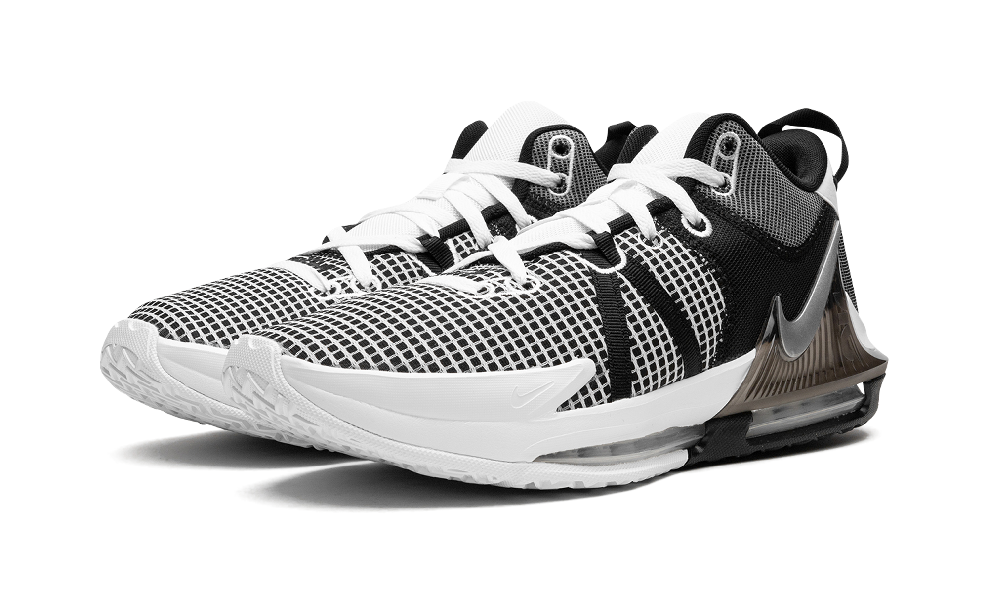 Lebron Witness Vii "Metallic silver" DM1123 100