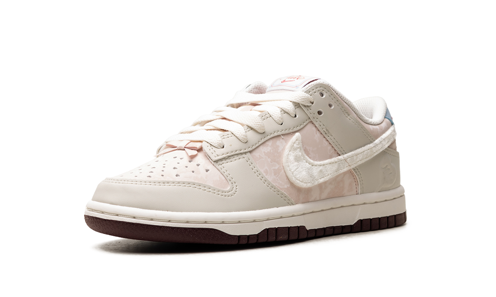 Nike Dunk Low Women "Valentine's day" IQ1145 610