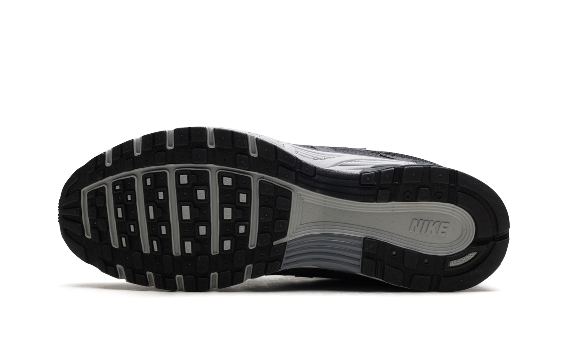 P-6000 "Anthracite smoke grey" HQ3818 001