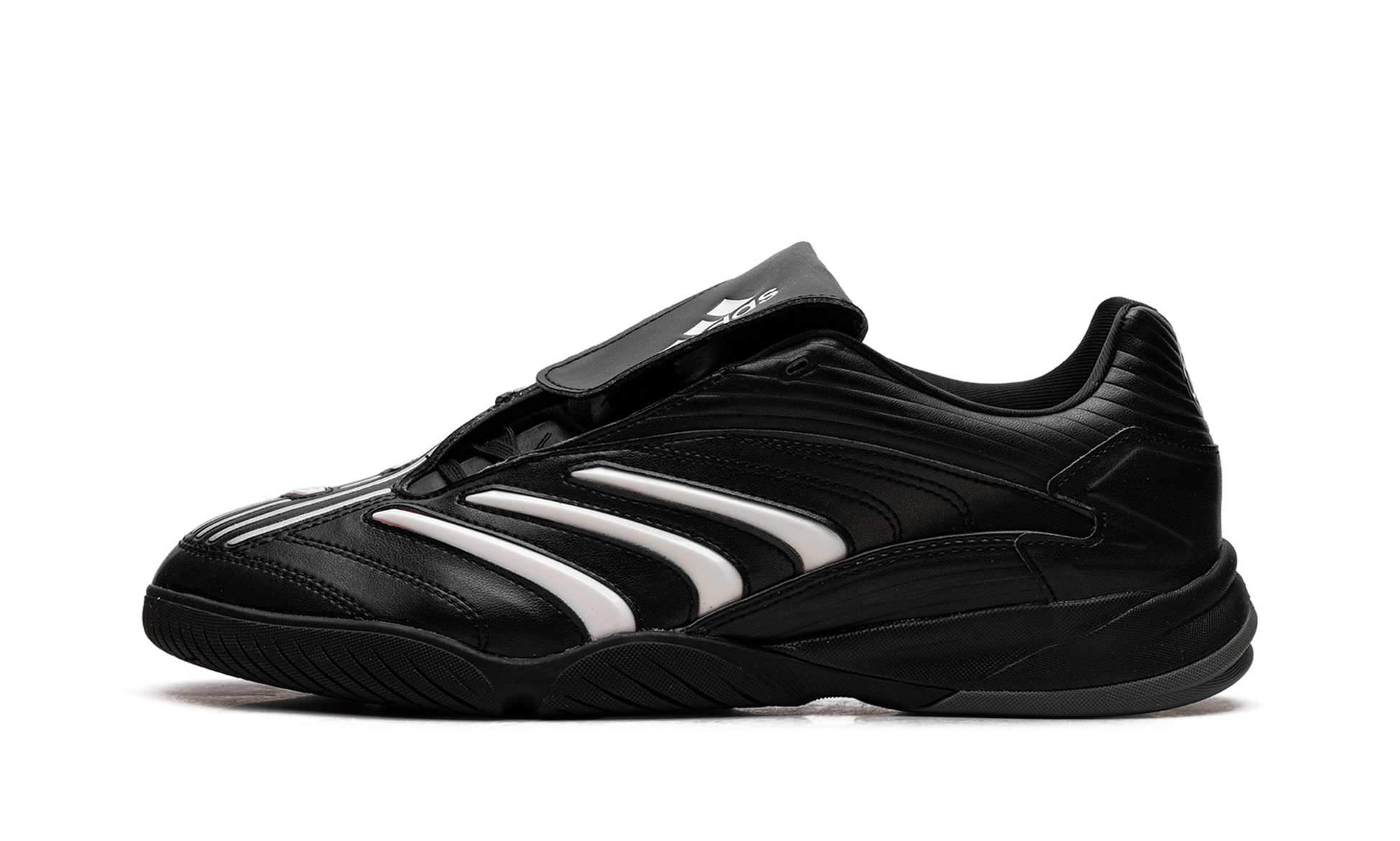 Predator Sala "Black zero metallic" JQ3916