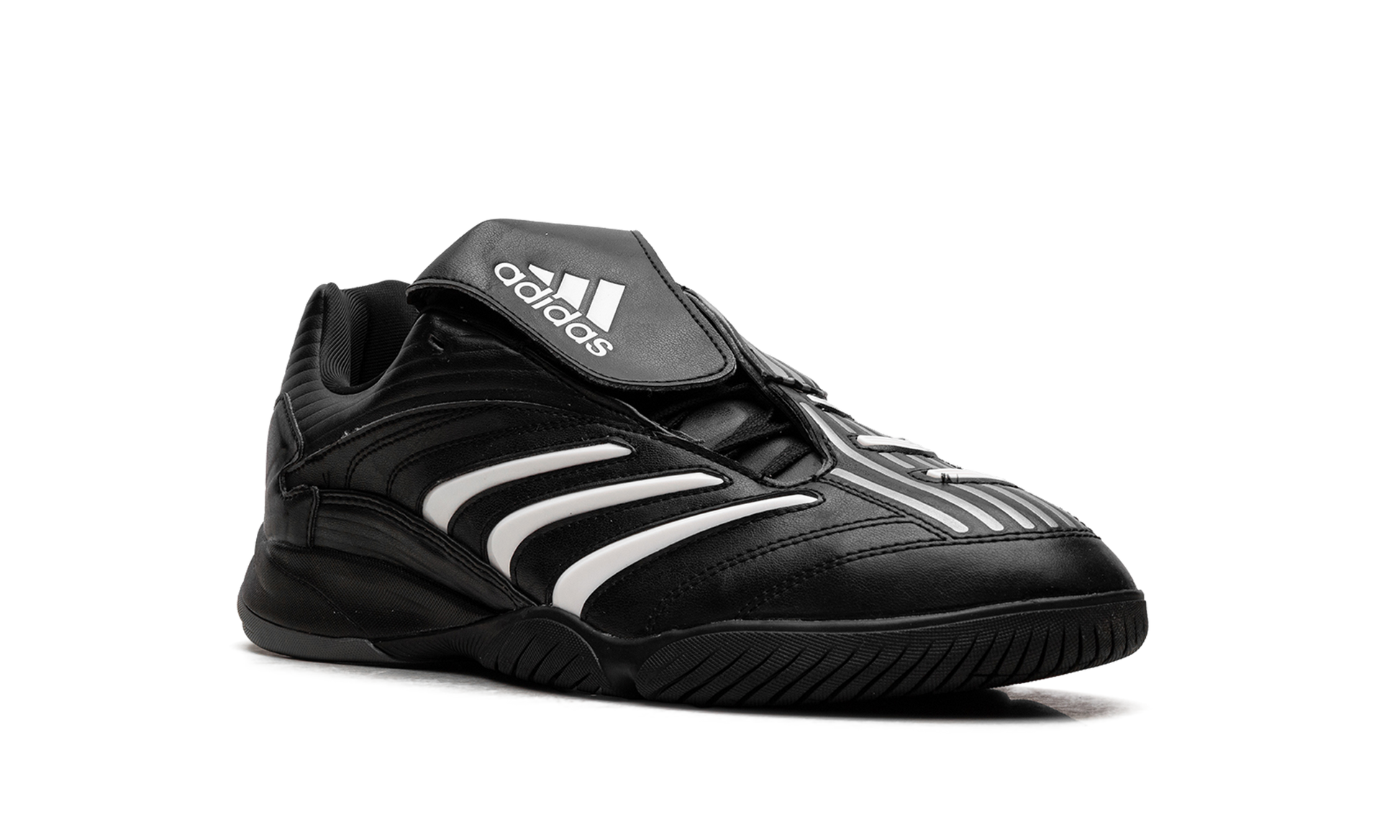 Predator Sala "Black zero metallic" JQ3916