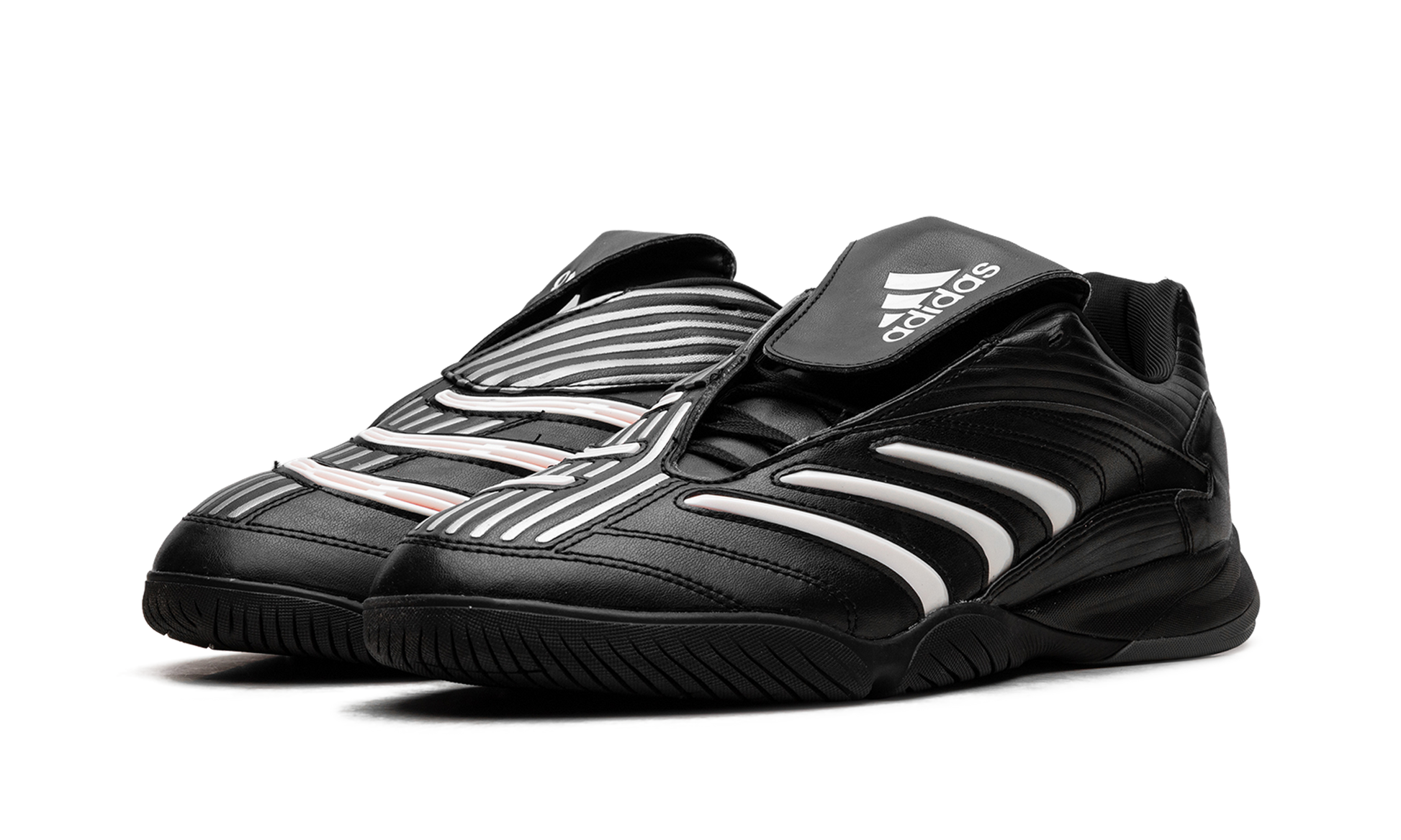 Predator Sala "Black zero metallic" JQ3916