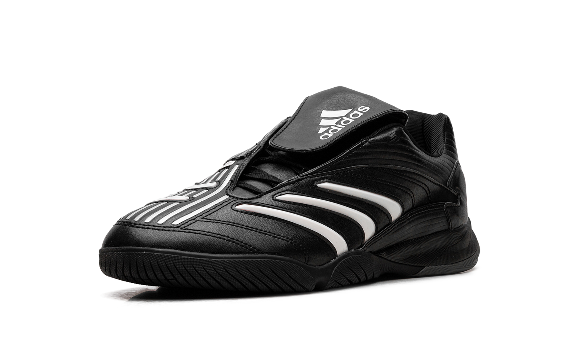 Predator Sala "Black zero metallic" JQ3916