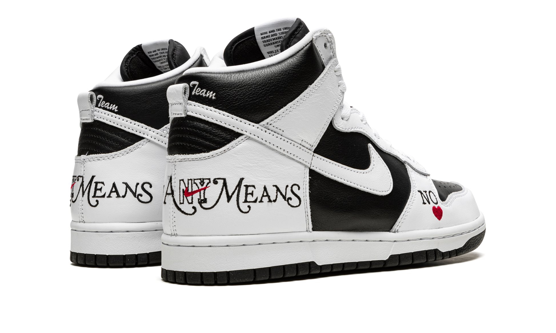 Sb Dunk High "Supreme - by any means - white/black" DN3741 002