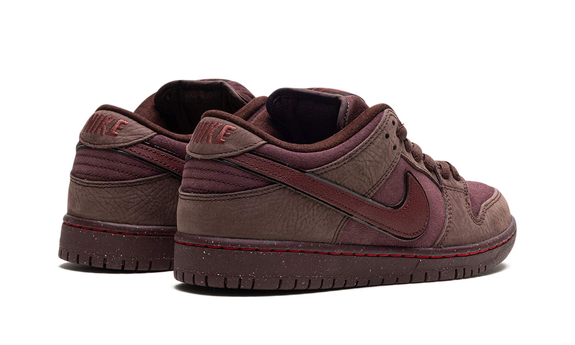 Sb Dunk Low "City of love" FN0619 600