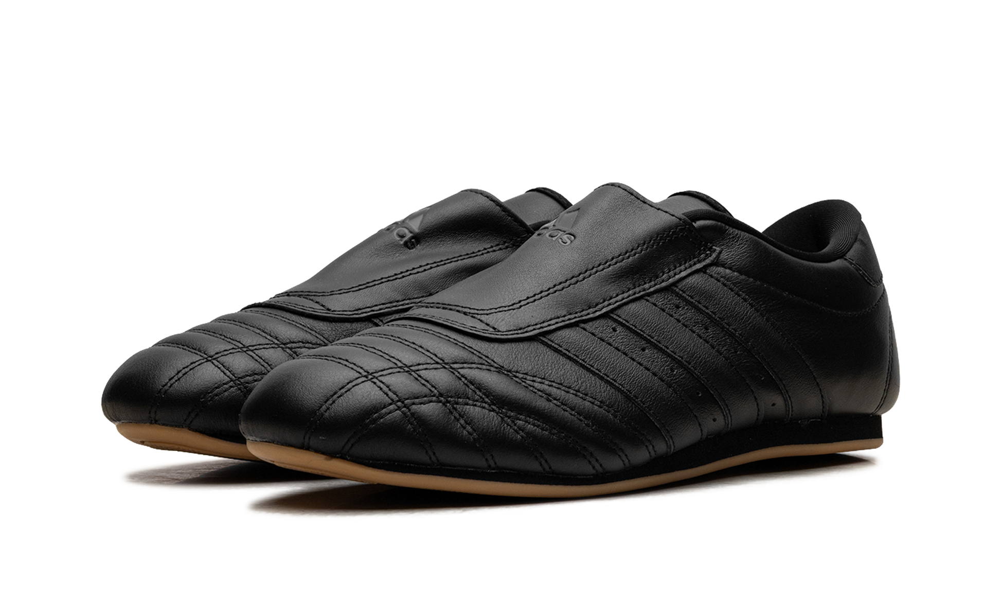 Taekwondo "Core black / core black / gum" JS4011