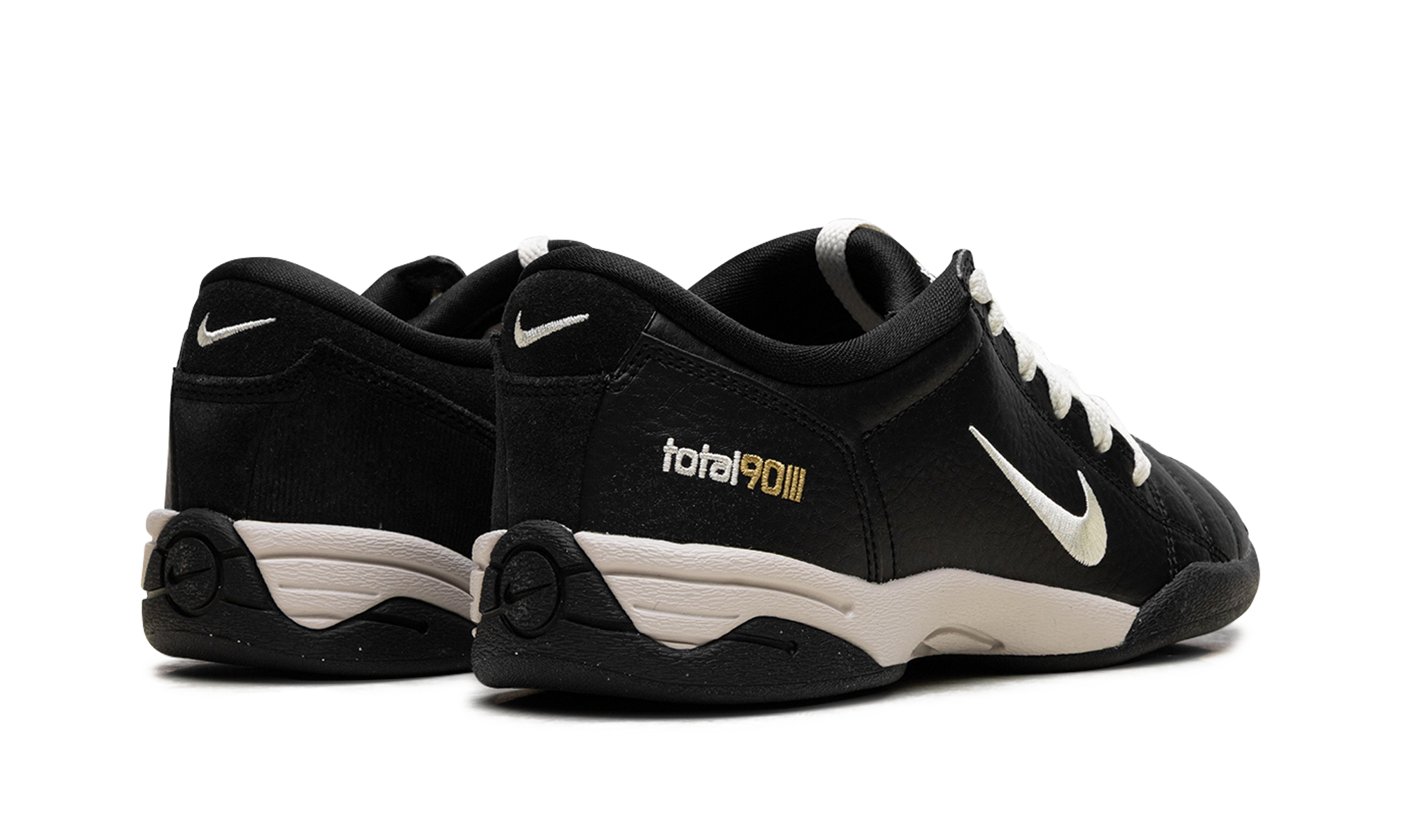 Total 90 3 "Black coconut milk" IO2083 010