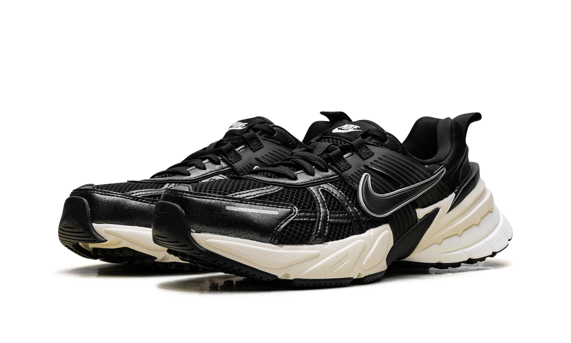 V2k Run Women "Black muslin" FD0736 012