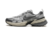 V2k Run Women "Pure platinum wolf grey" FD0736 003