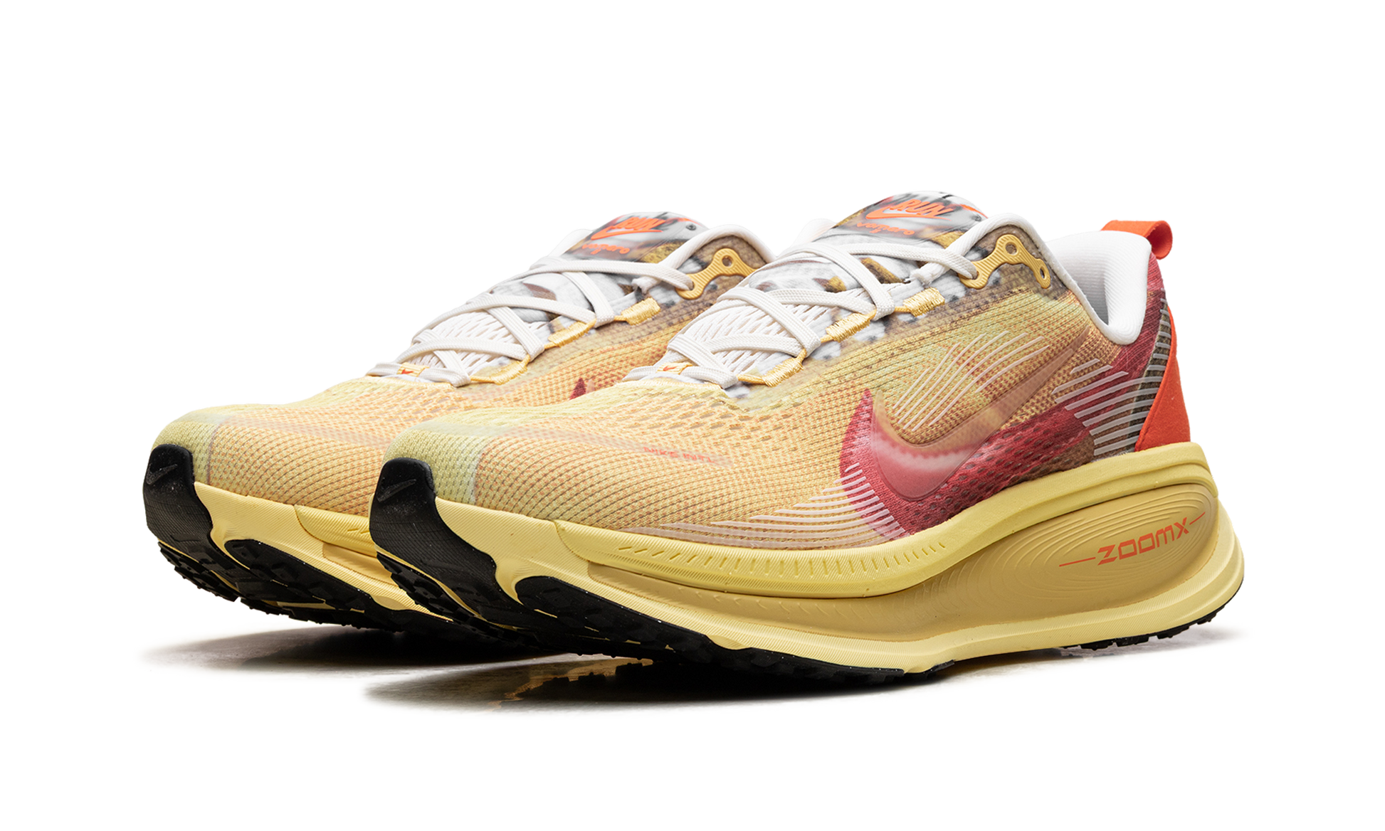 Vomero 18 Se "International running pack - vivid sulfur" IH3576 999
