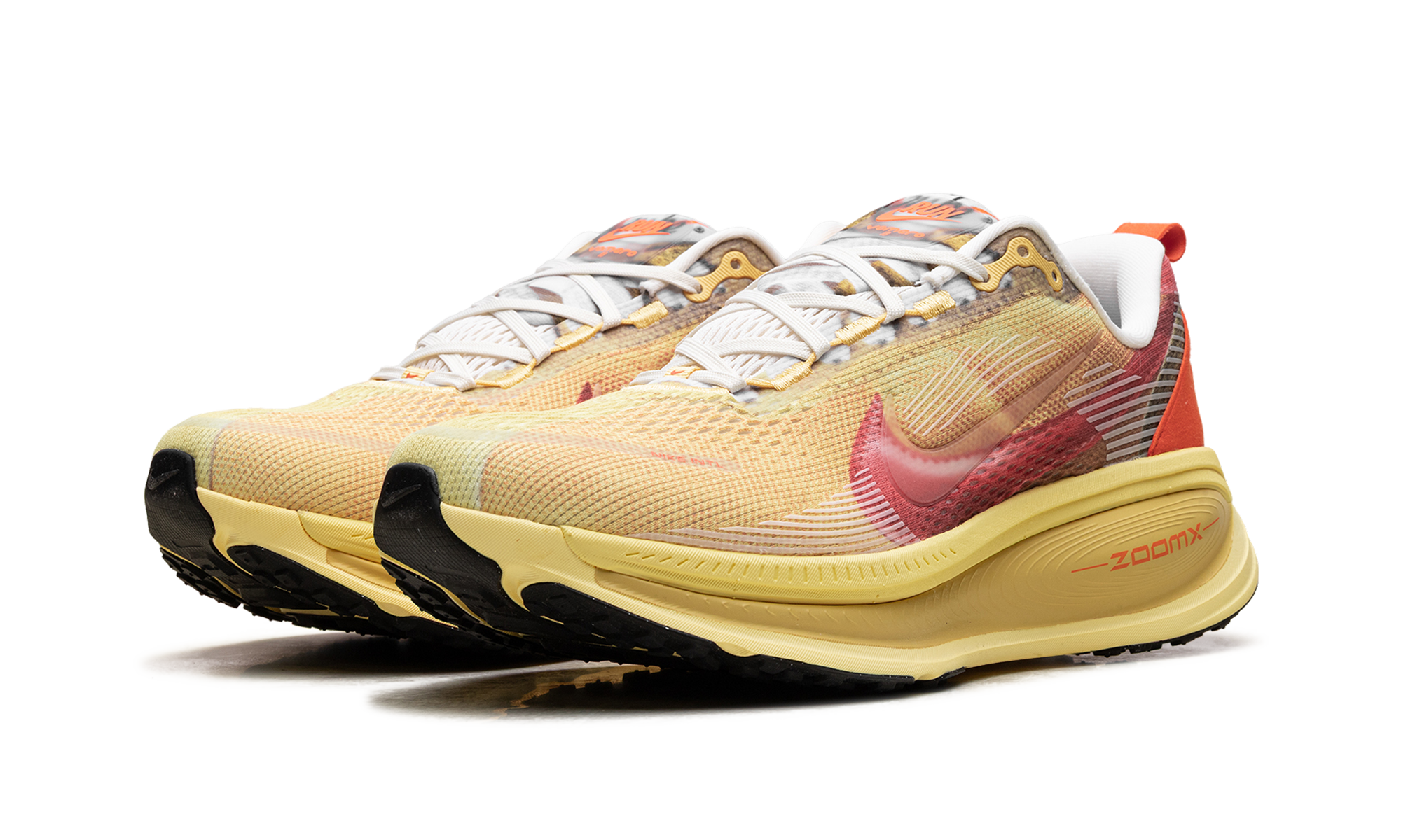 Vomero 18 Se "International running pack - vivid sulfur" IH3576 999