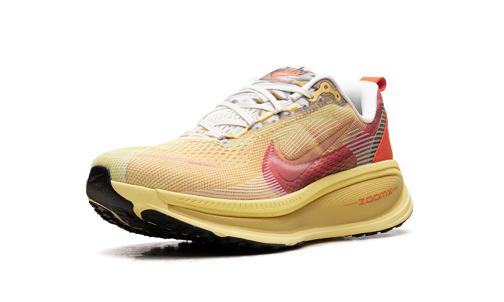 Vomero 18 Se "International running pack - vivid sulfur" IH3576 999
