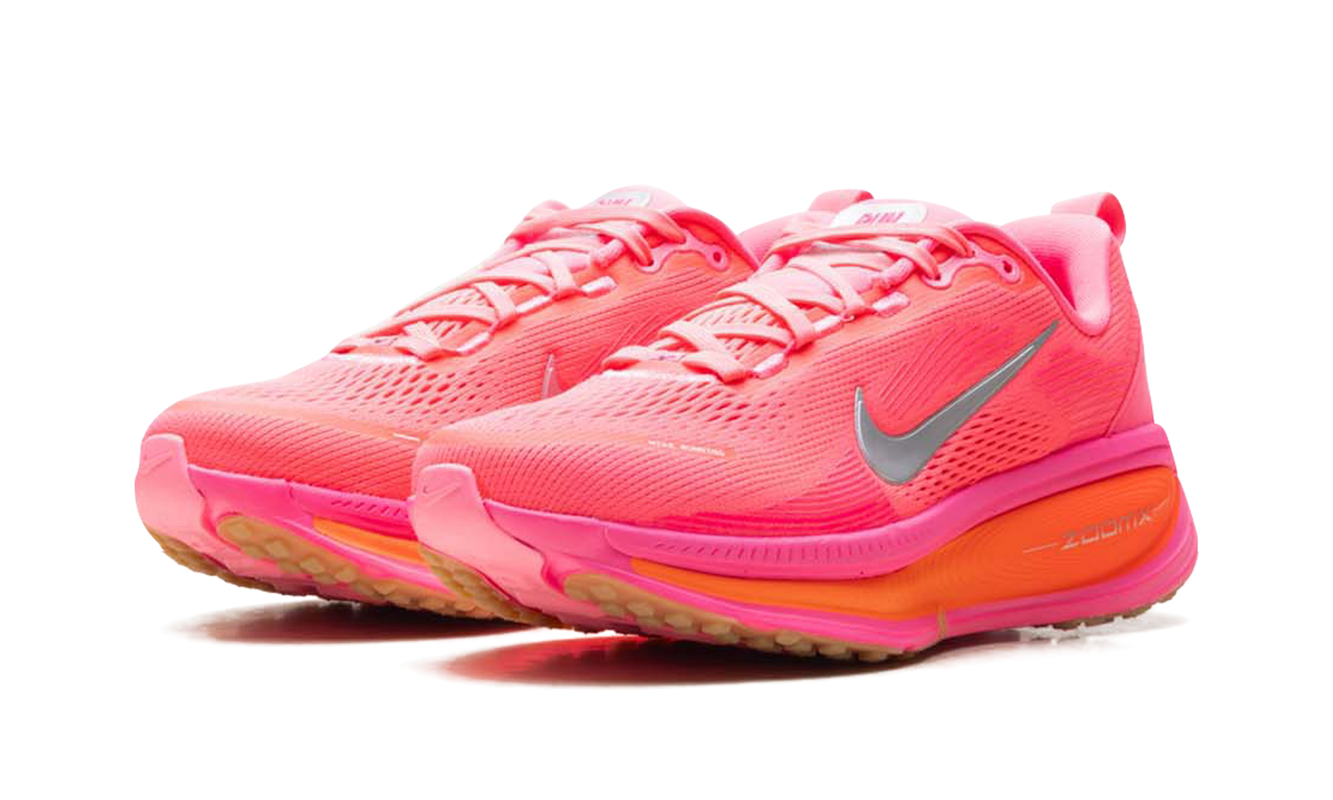 Vomero 18 Women "Digital pink hyper orange" HM6804 602