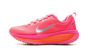 Vomero 18 Women "Digital pink hyper orange" HM6804 602