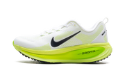 Vomero 18 Women "Electric green" HM6804 102