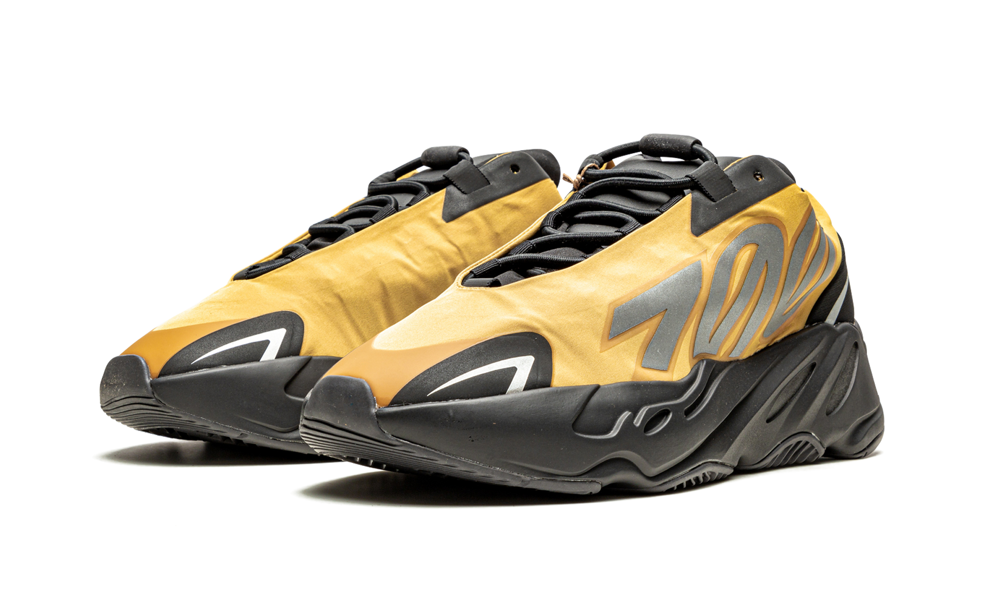 Yeezy 700 Mnvn "Honey flux" GZ0717
