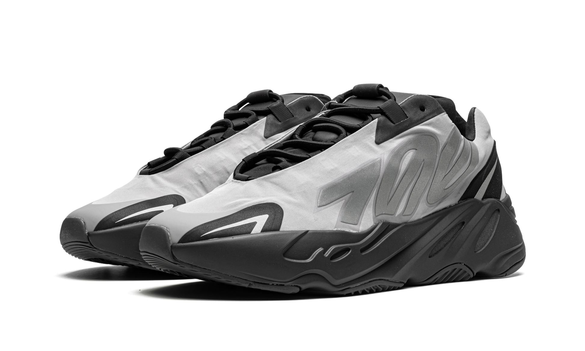 Yeezy 700 Mnvn "Metallic" GW9524