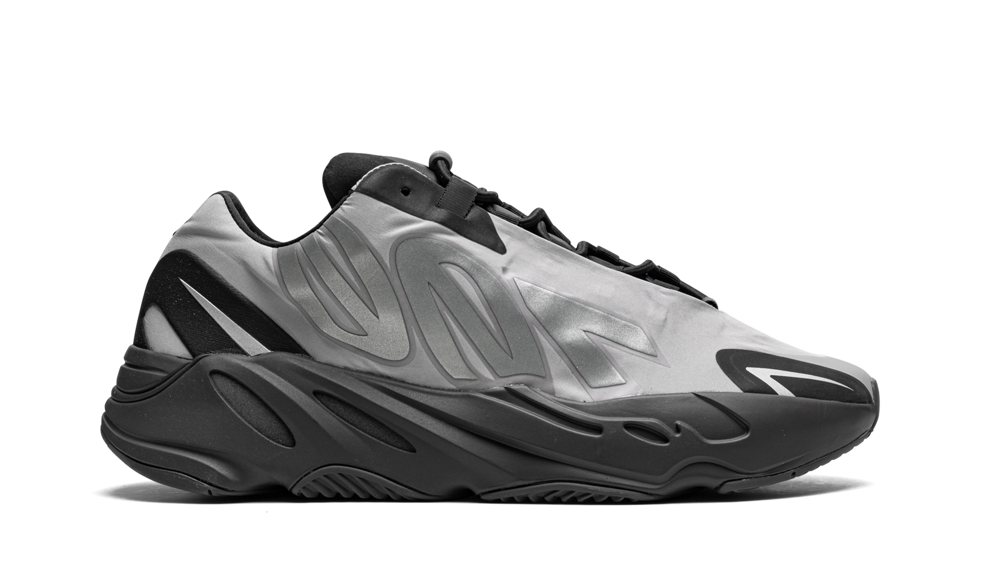 Yeezy 700 Mnvn "Metallic" GW9524